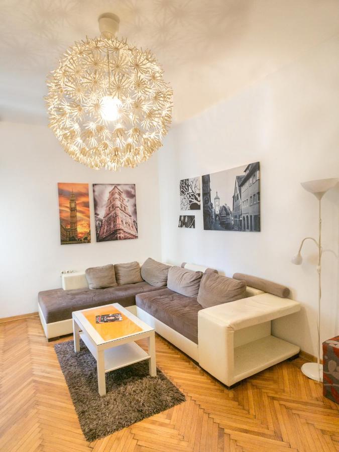 Apartment Marsal Белград Экстерьер фото
